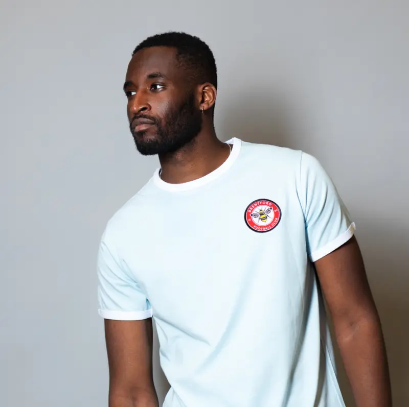 Essentials Crest Tee-2400021 Kits Collection - Premium Brentford Kits for Supporters Essentials Crest Tee-2400021 Kits Collection - Premium Brentford Kits for Supporters
